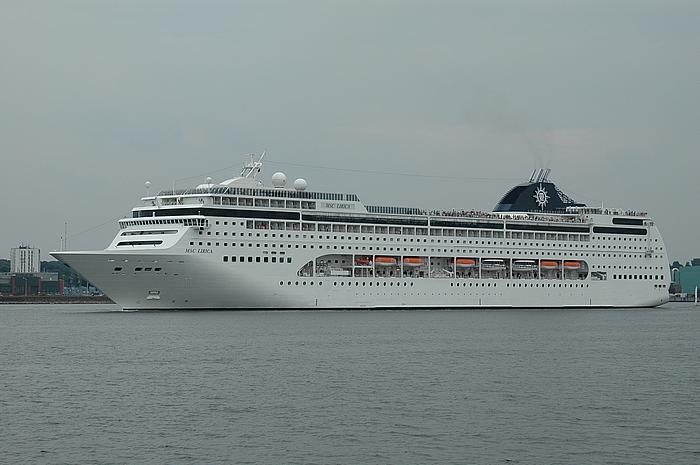 MSC Lirica