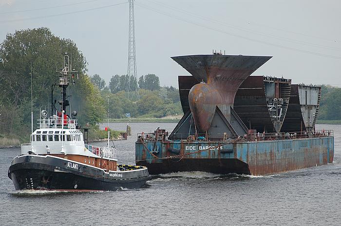 Atlant mit Eide Barge 25